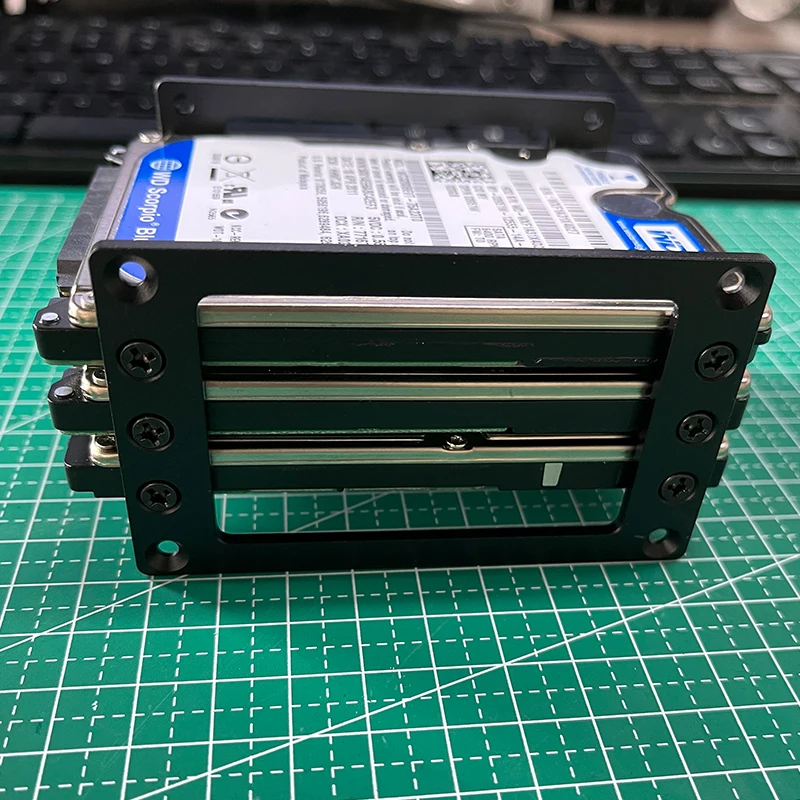 Aluminium Alloy 2.5 Inch SSD HDD Hard Disk Expansion Bracket - Image 3